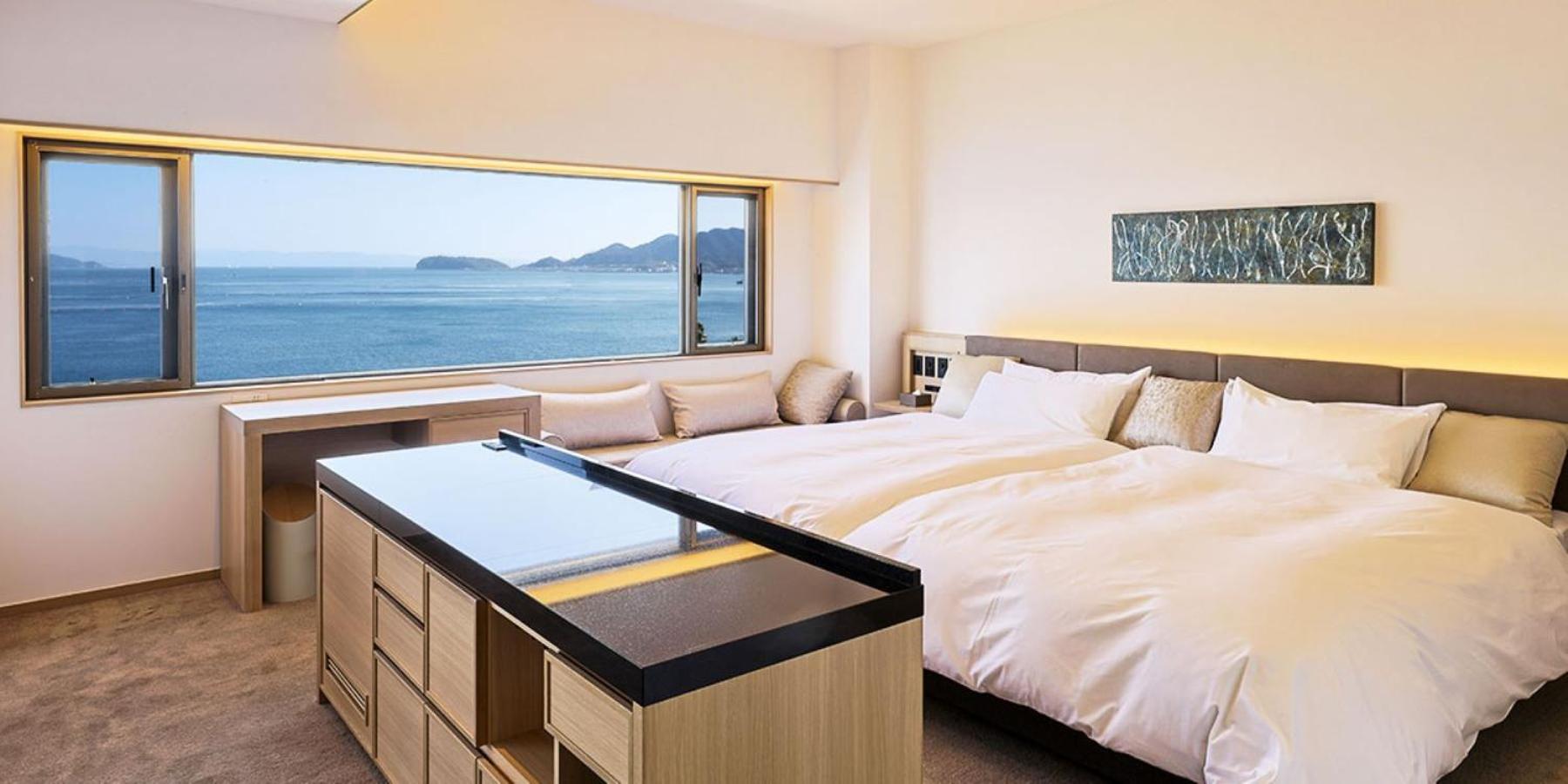 Room, Twin Beds