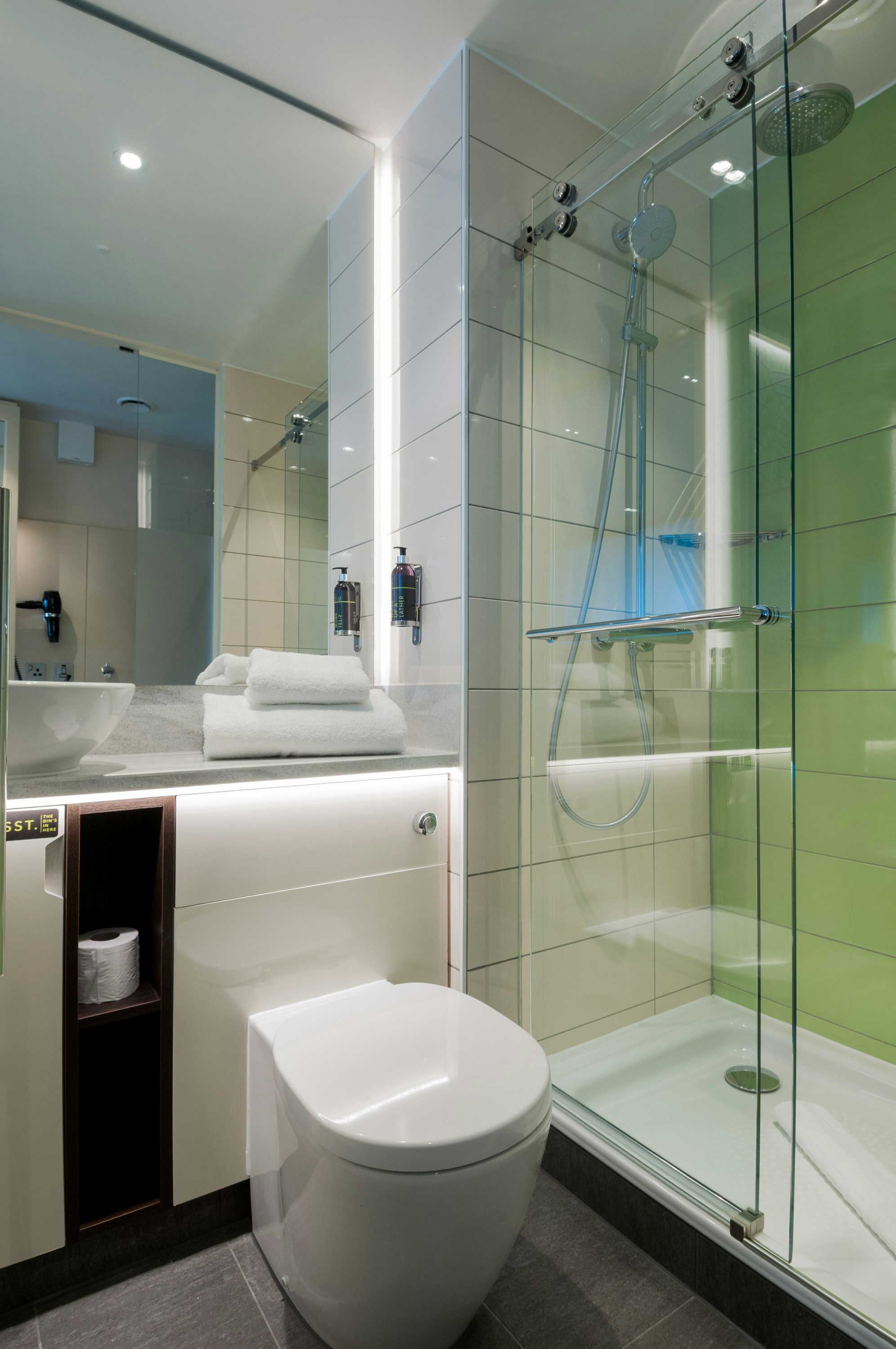Hub By Premier Inn Edinburgh Haymarket - Adults Only 26/26