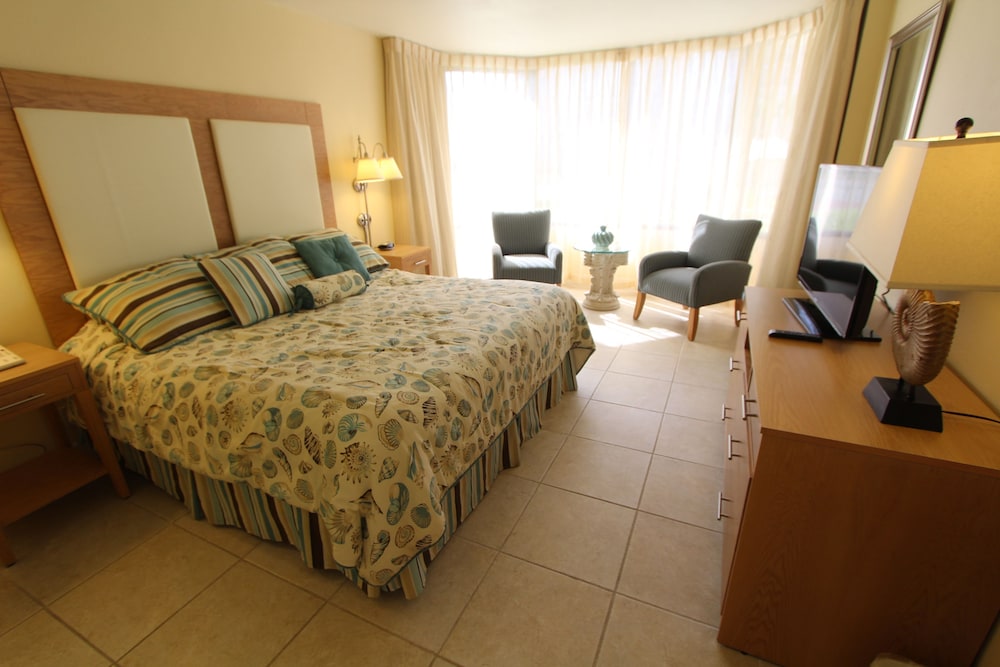 Royale Beach and Tennis Club, a VRI resort 9/49