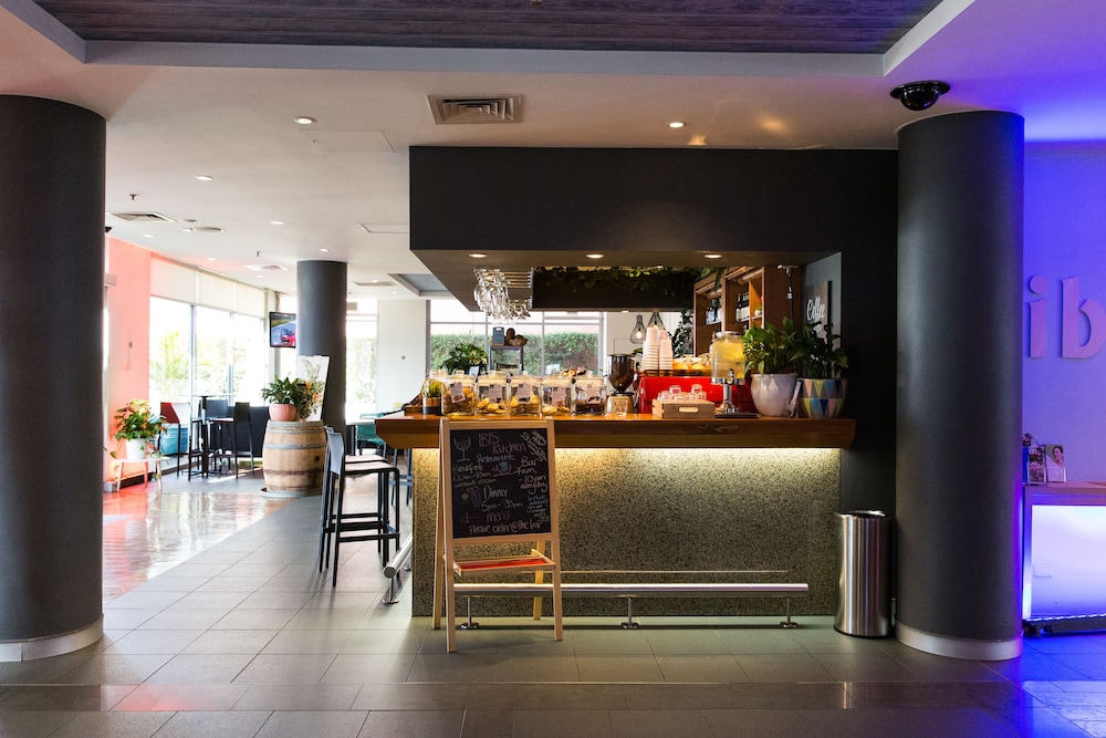 IBIS SYDNEY DARLING HARBOUR 52/68