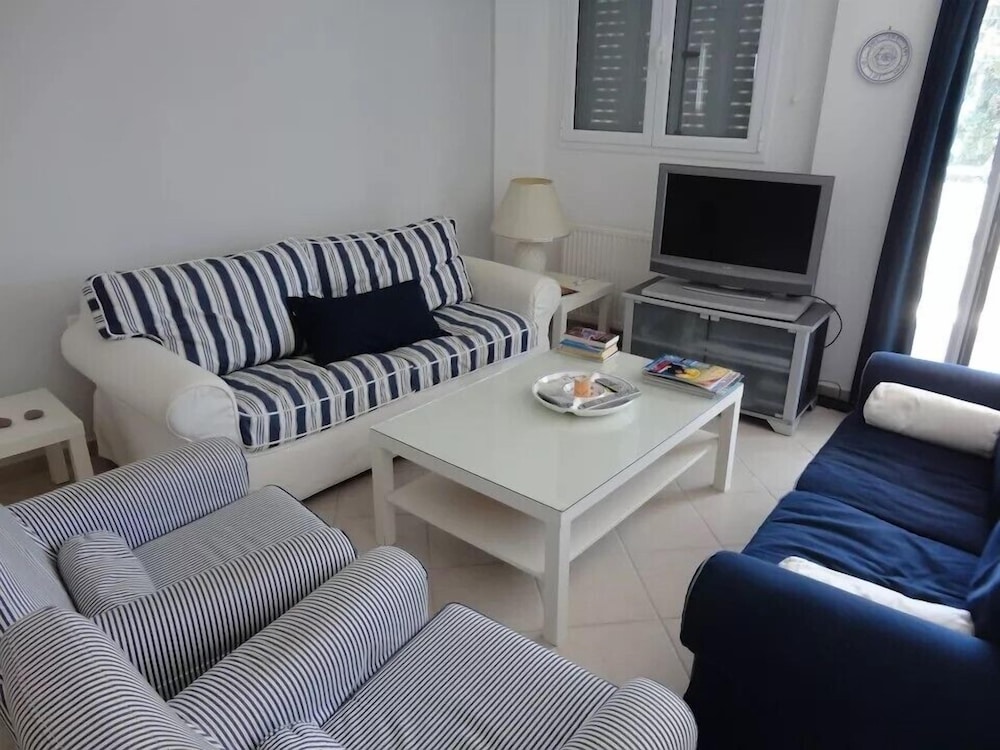 Hotel New Aegli 46/69