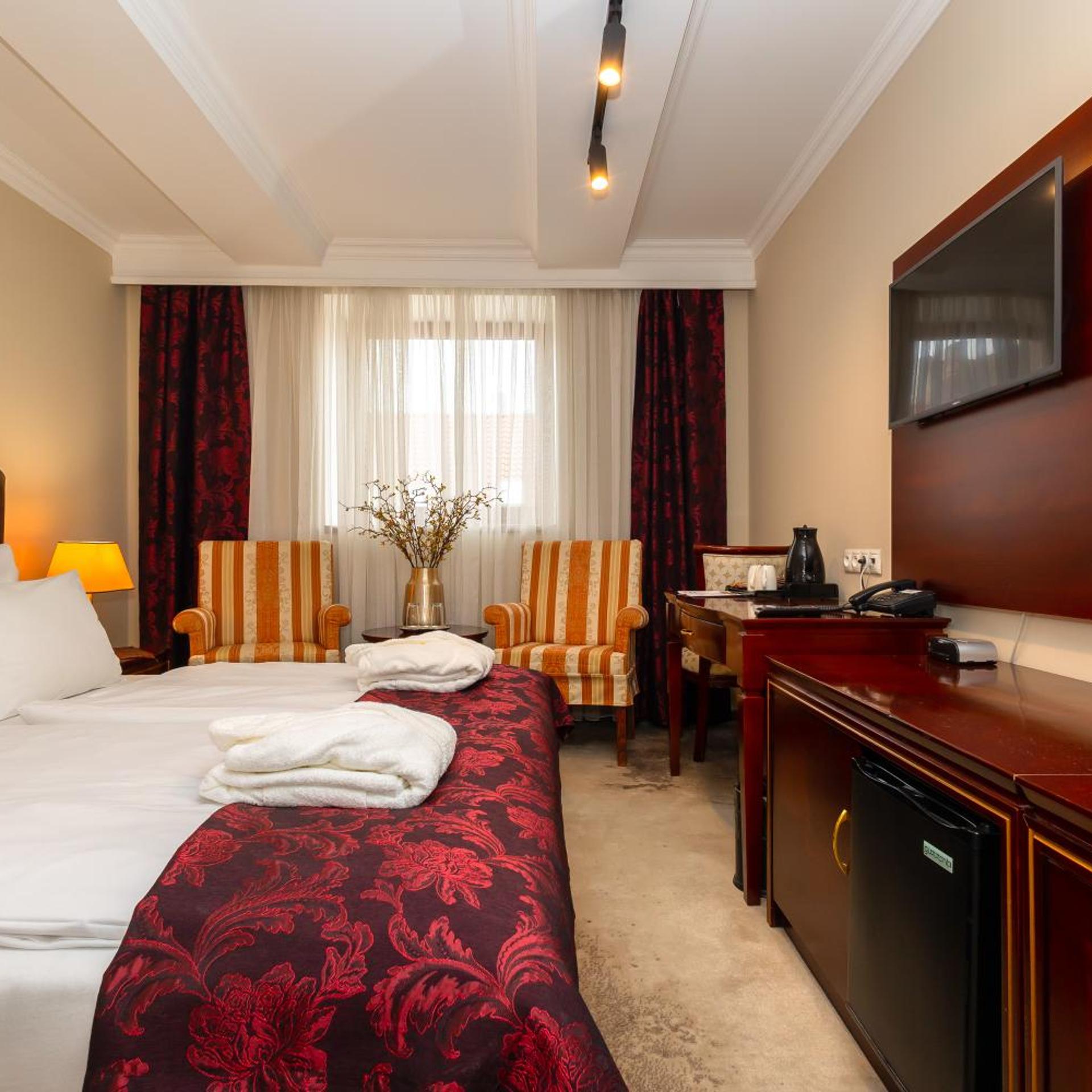 Standard, Double Bed, Grand Hotel Sole 5/8