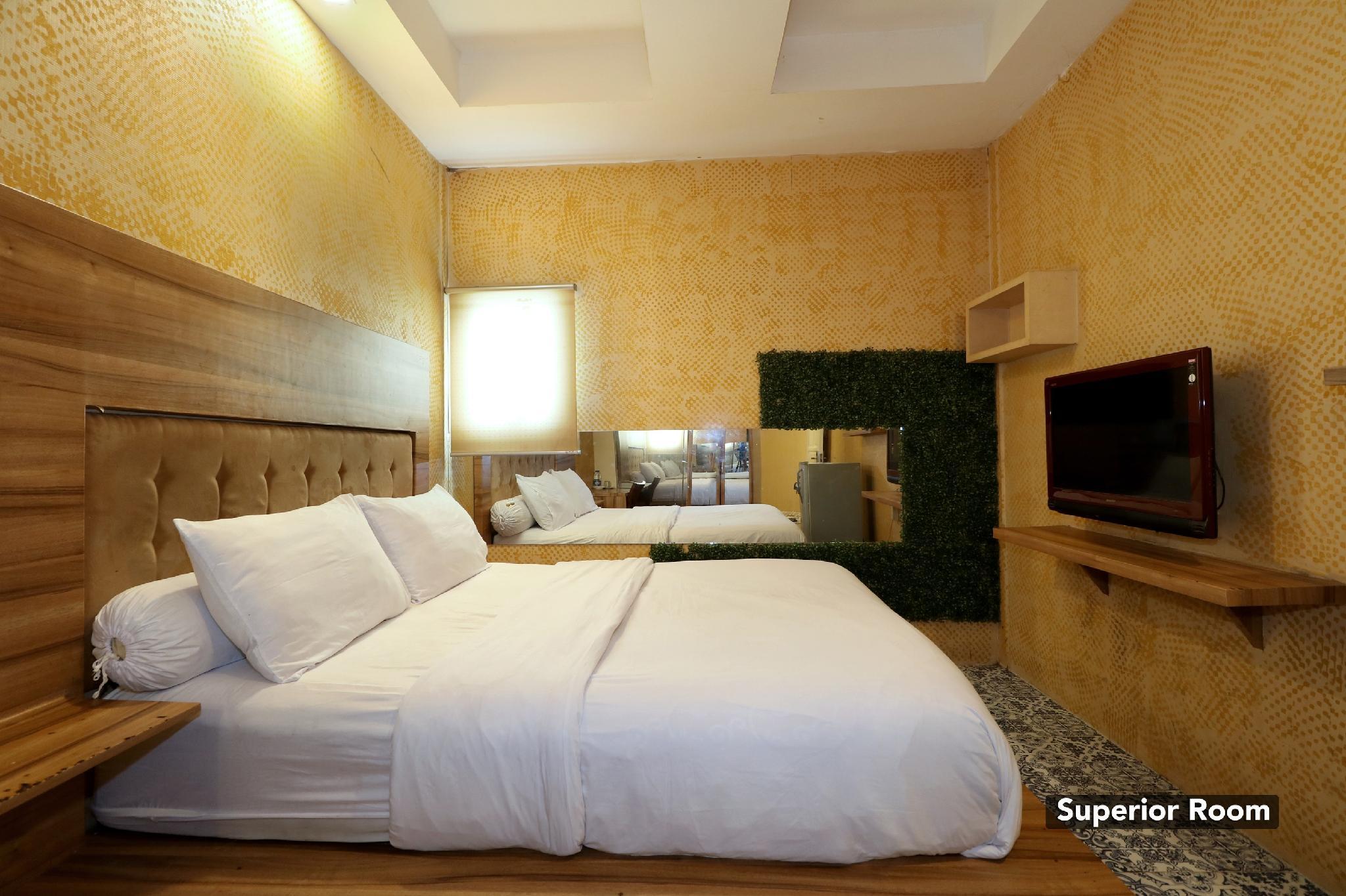 Magnolia Hotel Jakarta 11/24