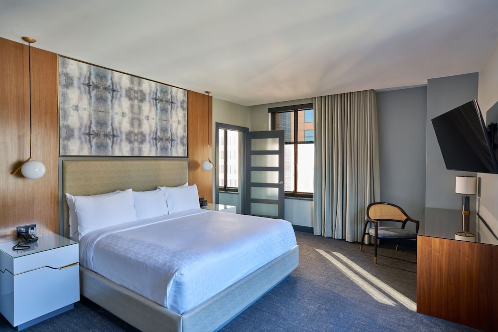 Renaissance Saint Elm Dallas Downtown Hotel 11/47
