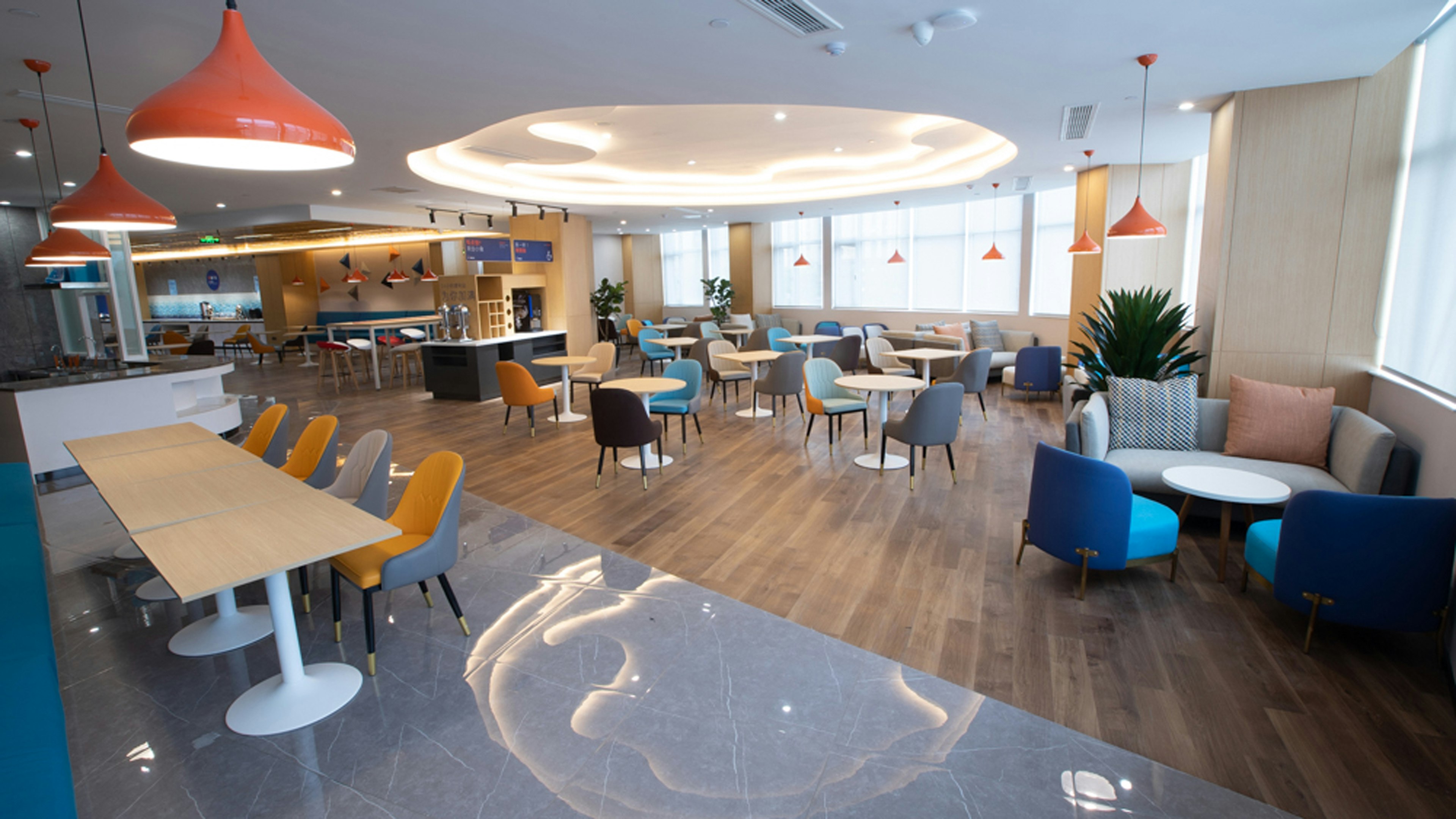 Holiday Inn Express Linyi West 51/82