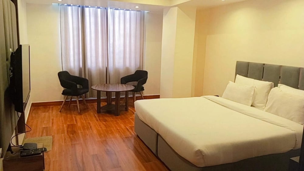 Hotel Nat Grand Regency 5/20