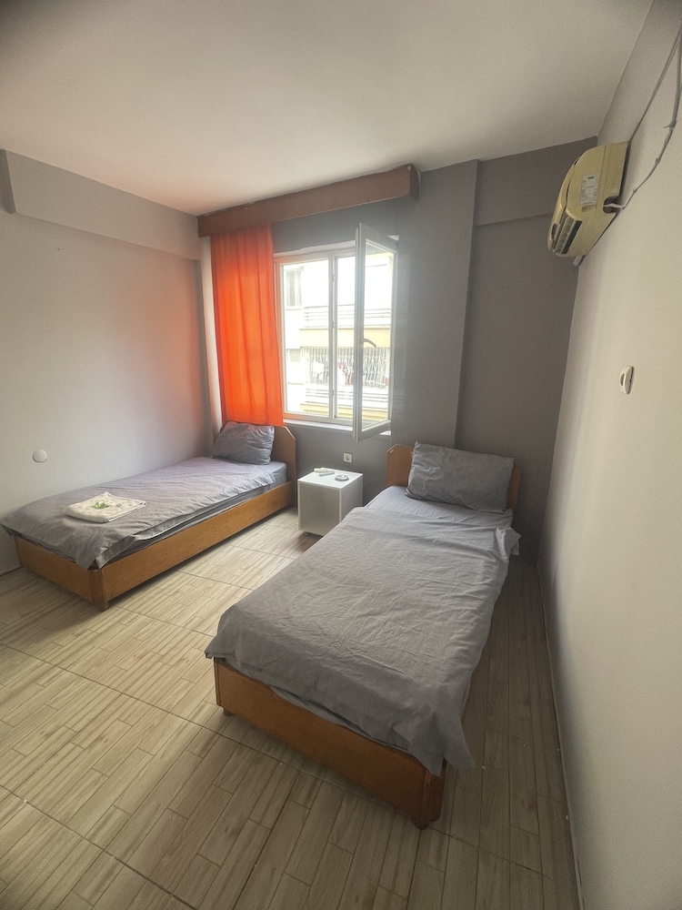 Ersoy Ak Pansiyon 10/50