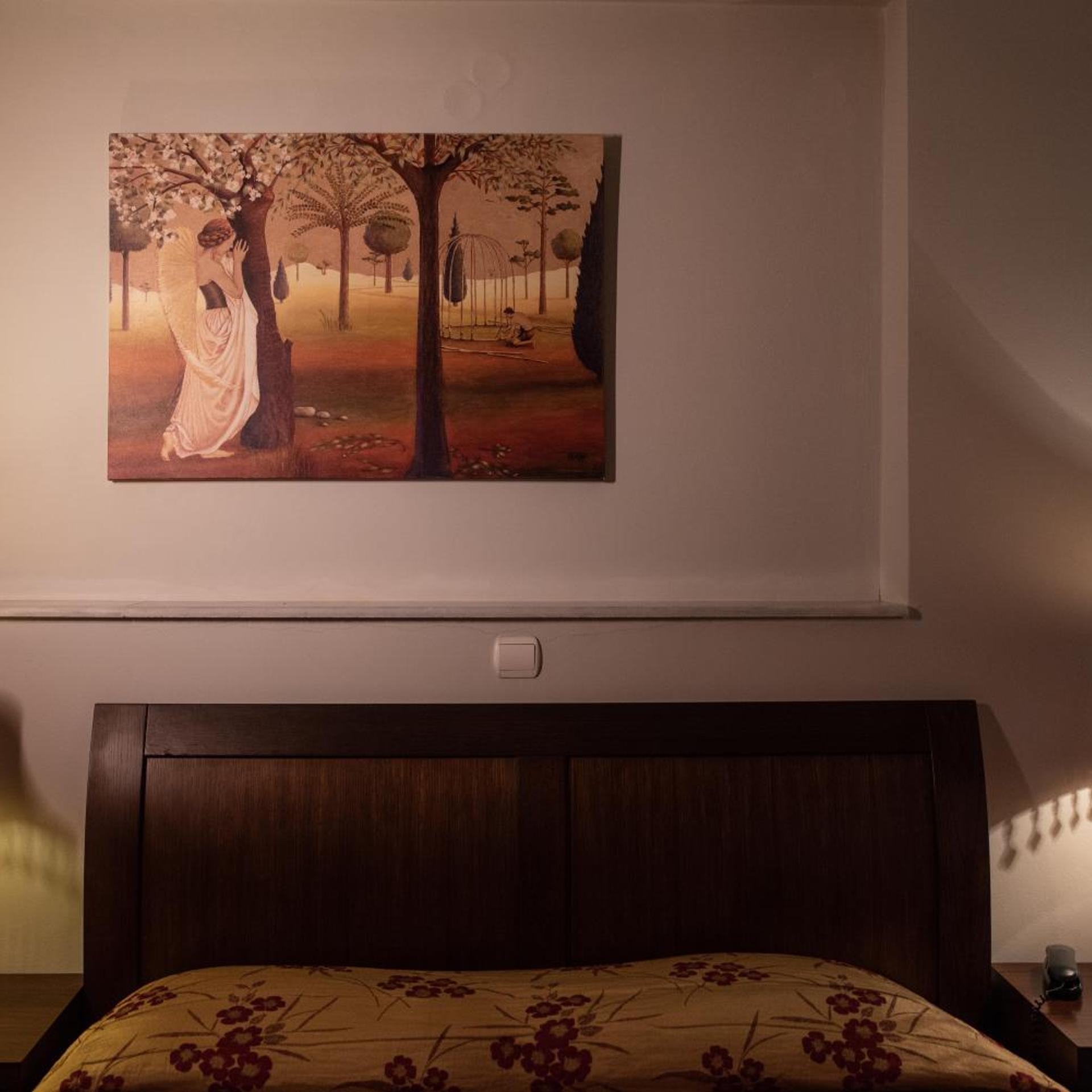 Alma Hotel 12/57