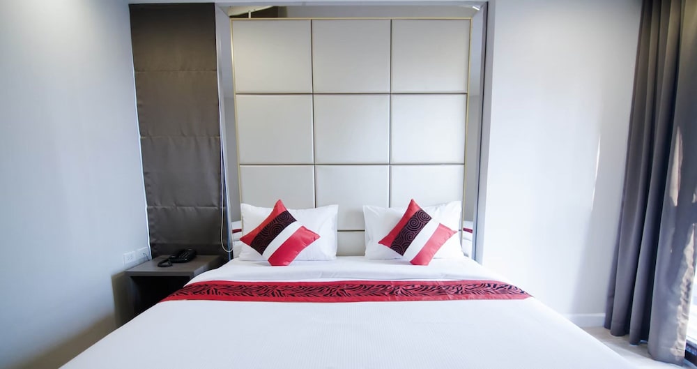 Hope Land Hotel & Residence Sukhumvit 8 13/77