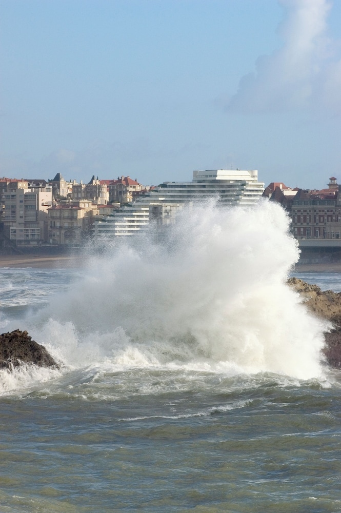 Ibis Biarritz Anglet Aeroport 44/50