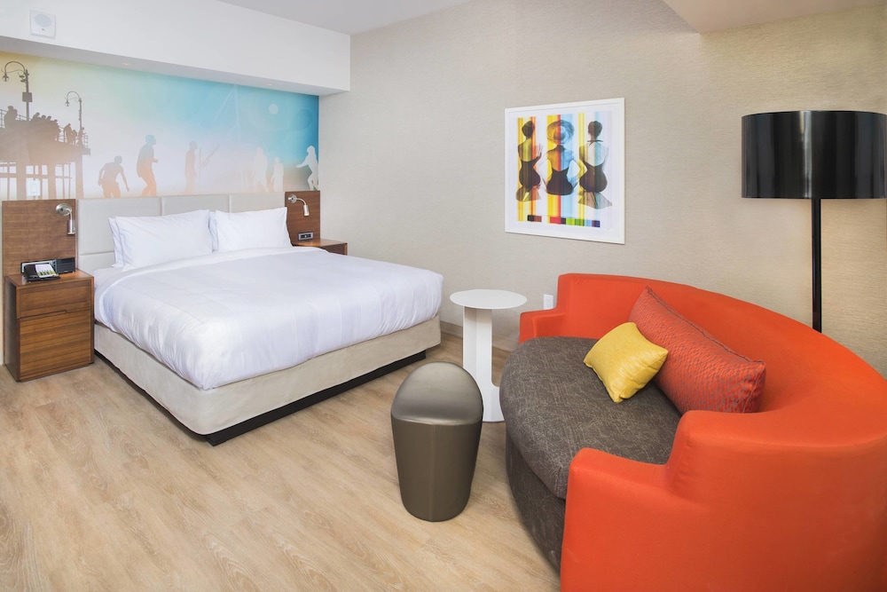 Courtyard by Marriott Santa Monica 30/59