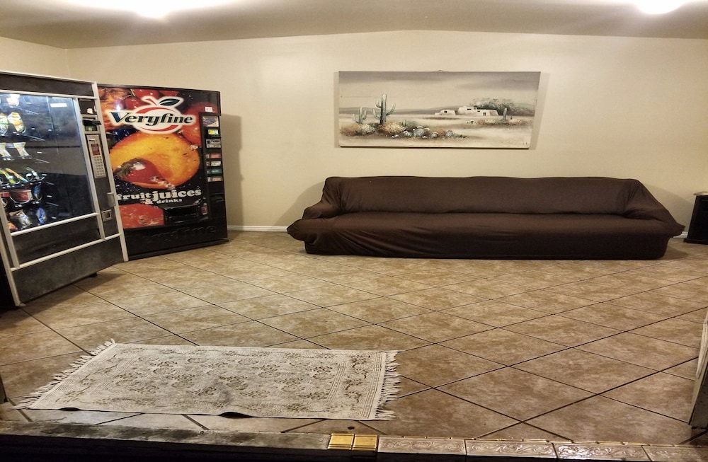 Monterey Inn Hotel 30/50