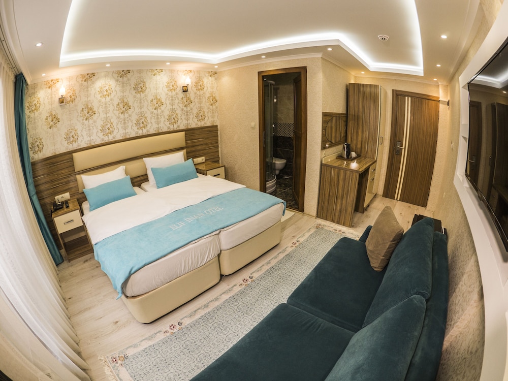 STANDARD, DOUBLE BED, SOFA
