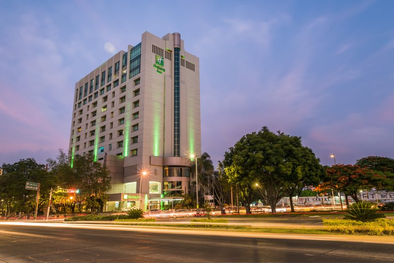 HOLIDAY INN SELECT GUADALAJARA 3/72
