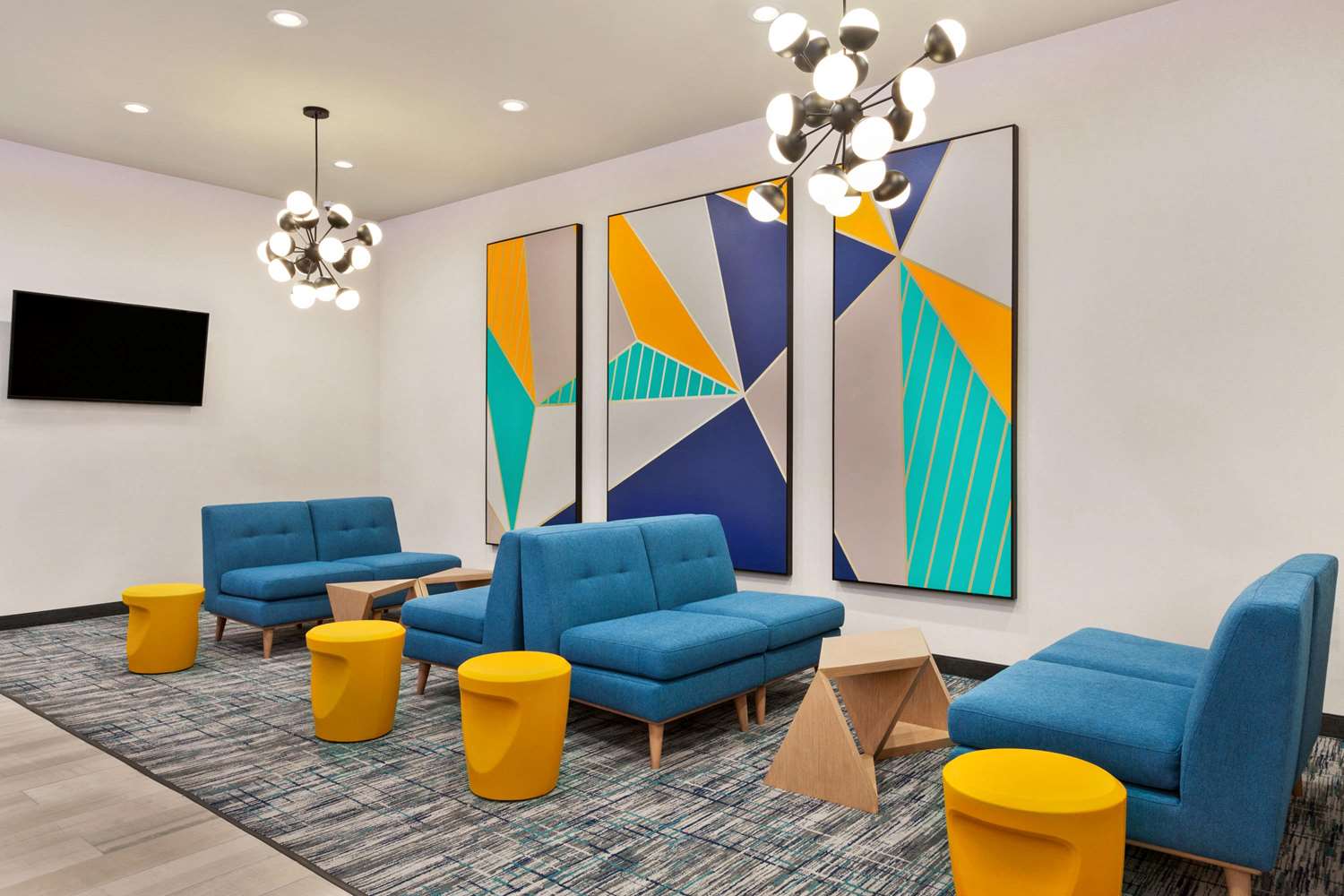 La Quinta Inn and Suites by Wyndham Richmond-Sugarland 13/28