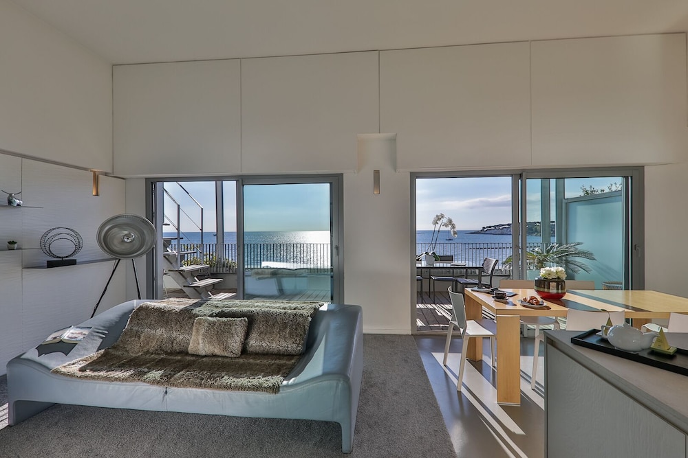 Royal Antibes - Luxury Hotel, Residence, Beach & SPA 24/44