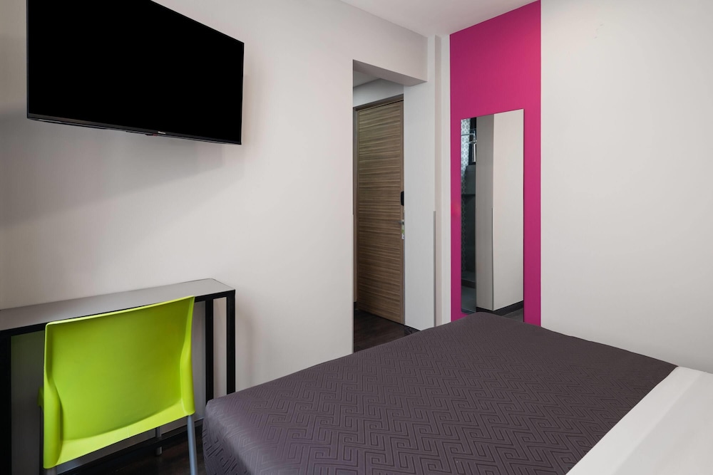 Hotel MX zocalo CDMX, Trademark Collection by Wyndham 41/48