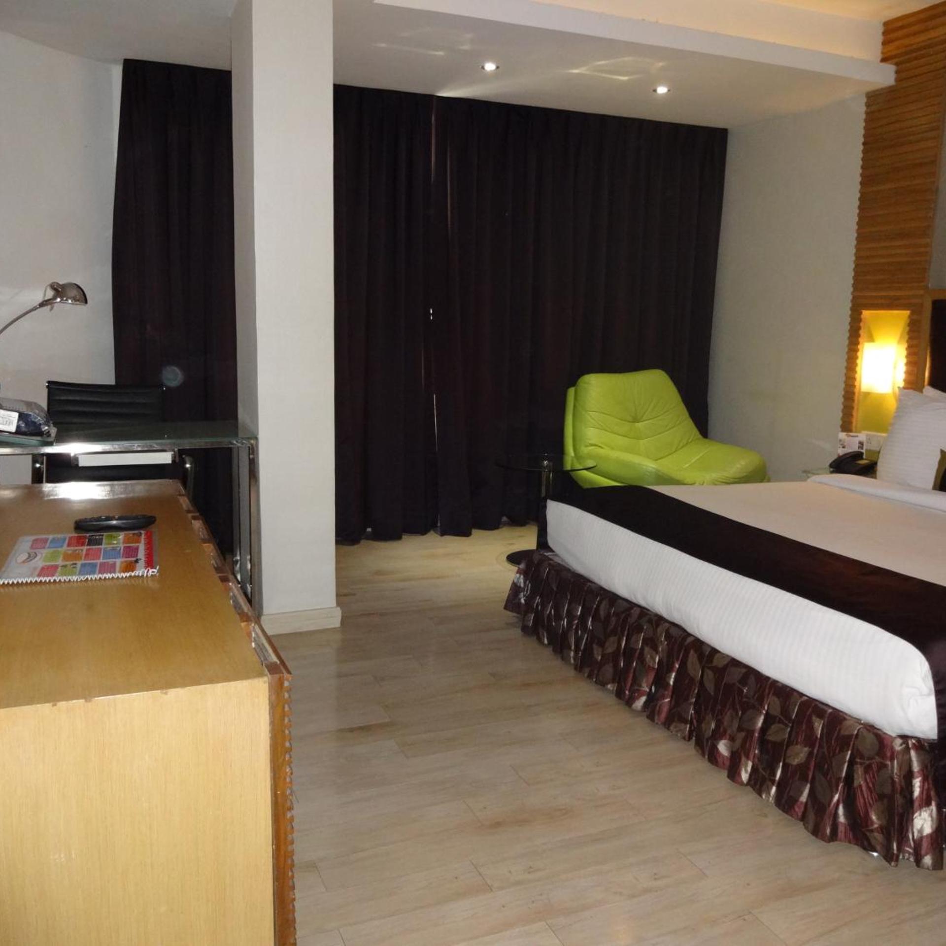 Oyo Premium Karkhana Secunderabad 15/63