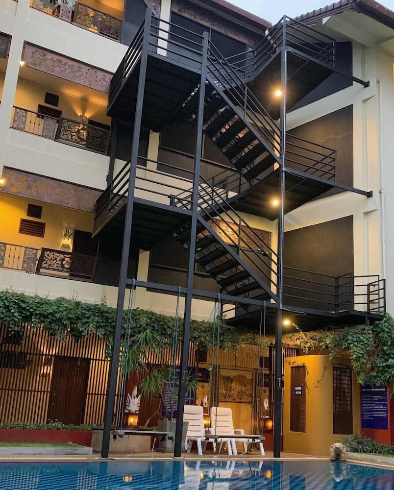 CHIANG MAI THAI HOUSE 2/71