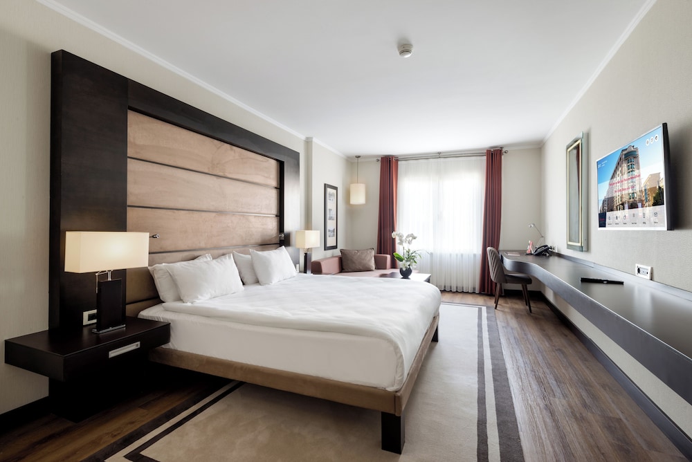 غرفة سوبيريور بسريرين منفصلين، Ramada Plaza By Wyndham Istanbul City Center 2/4