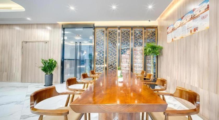 Gya Hangzhou Yuhang District Smart Town Wanda Plaza Hotel 47/57