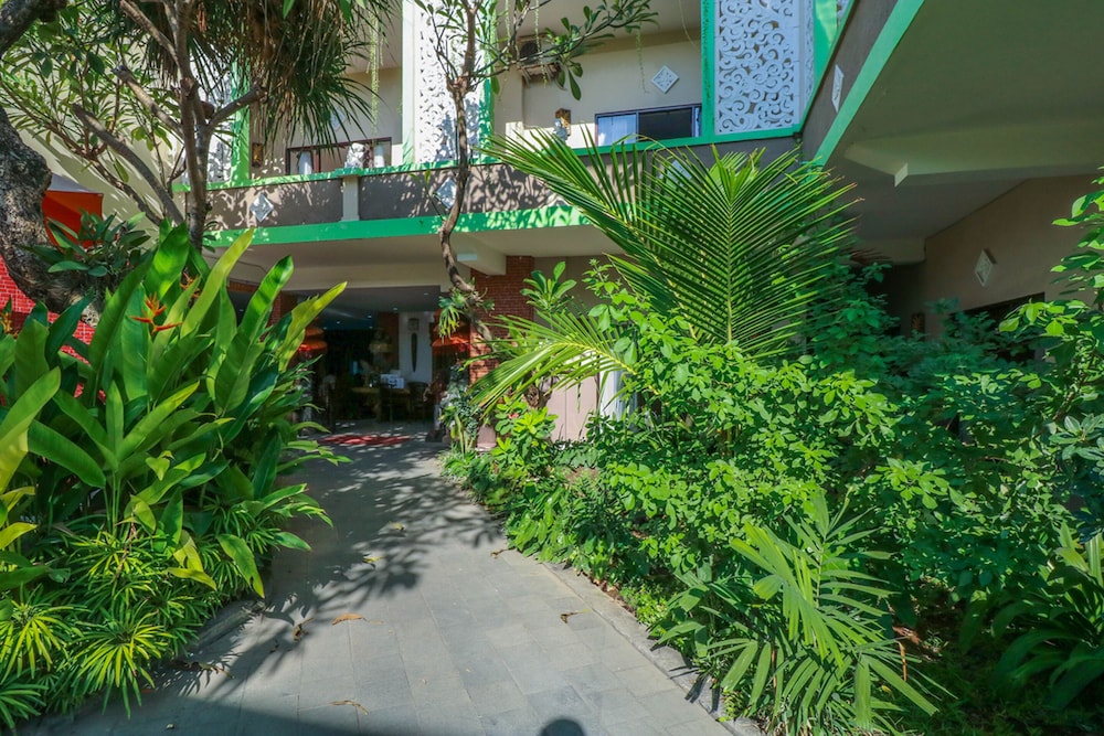 Capital O 1666 Grand Pudjawan Hotel Near Kuta Beach 38/50