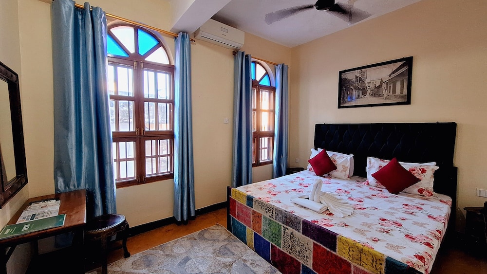 Rumaisa Hotel 6/33