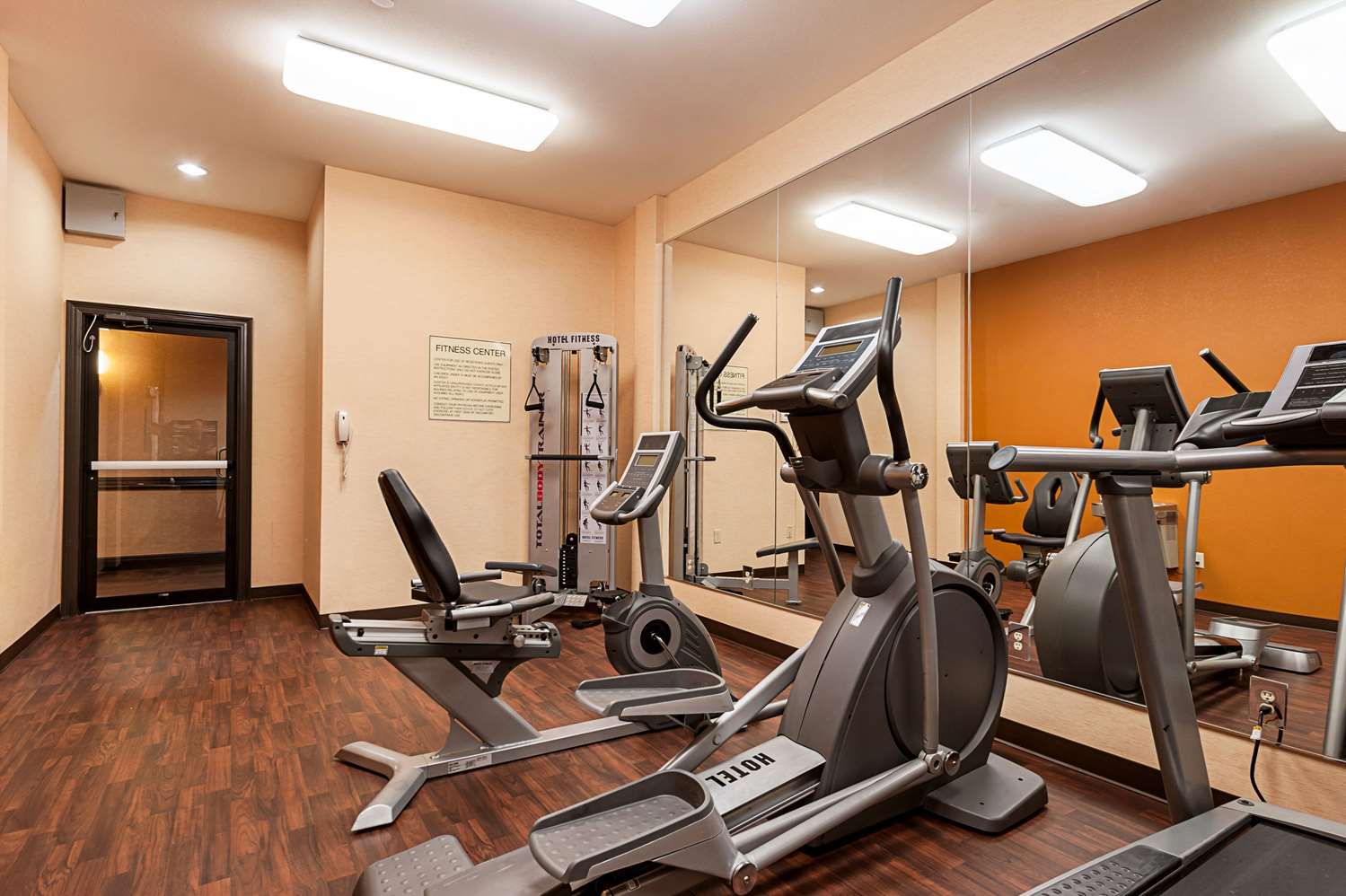 Comfort Suites Sulphur 26/56