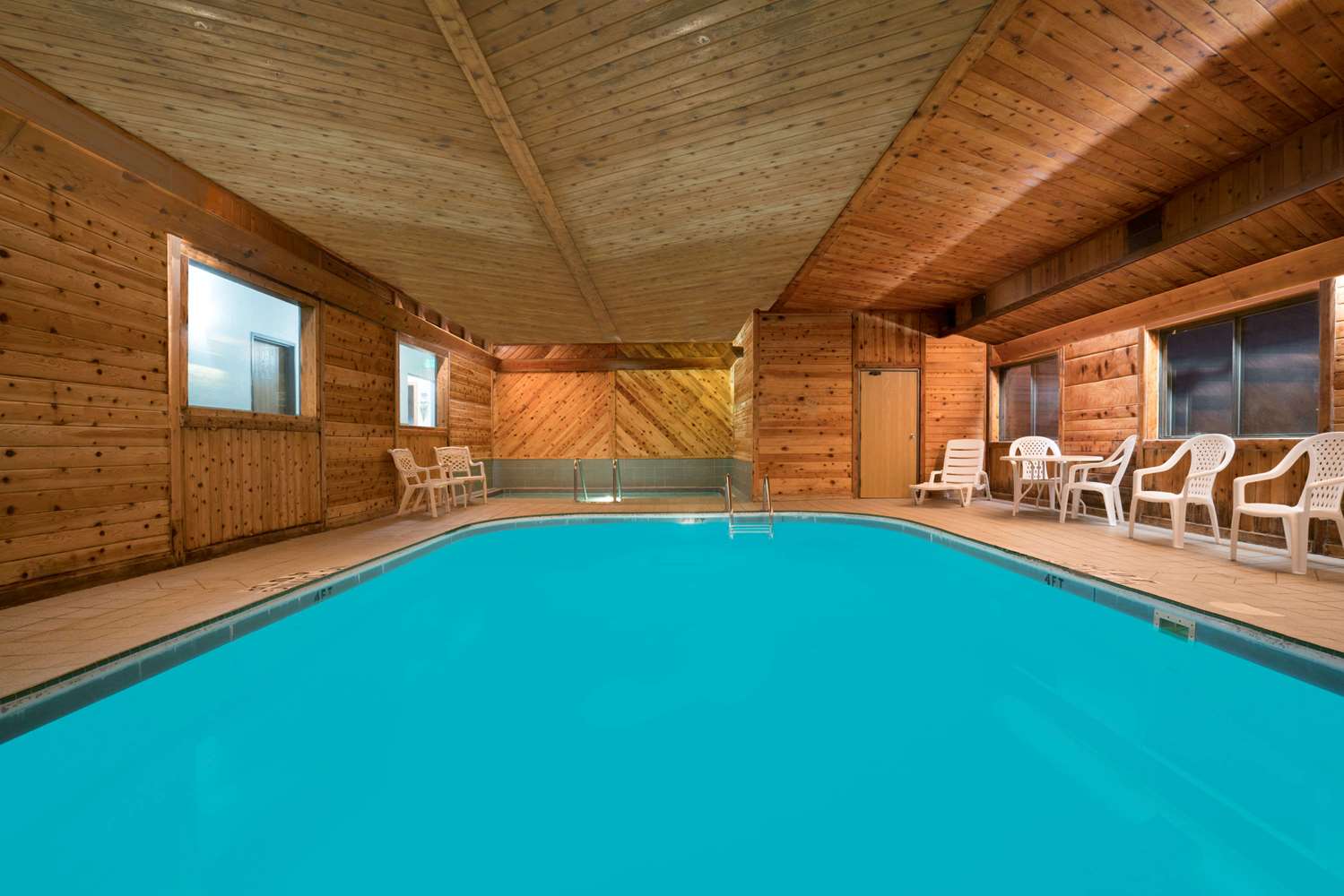 Days Inn by Wyndham Mankato 4/8