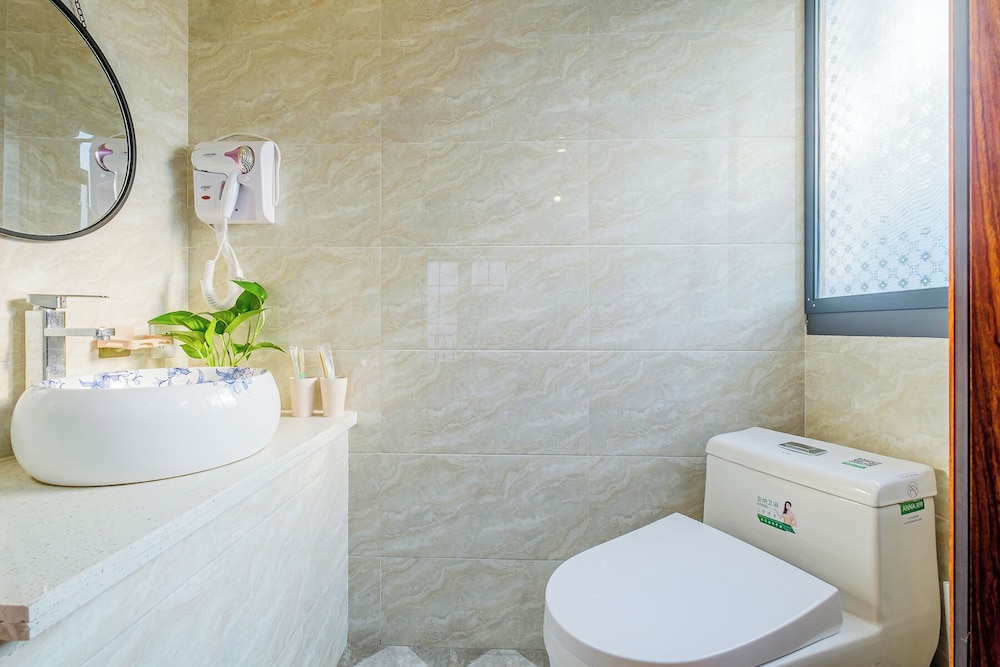 Wuzhen Liangzhu Boutique Inn 50/50