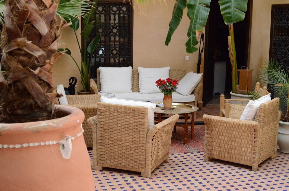 Riad Hadda 37/50