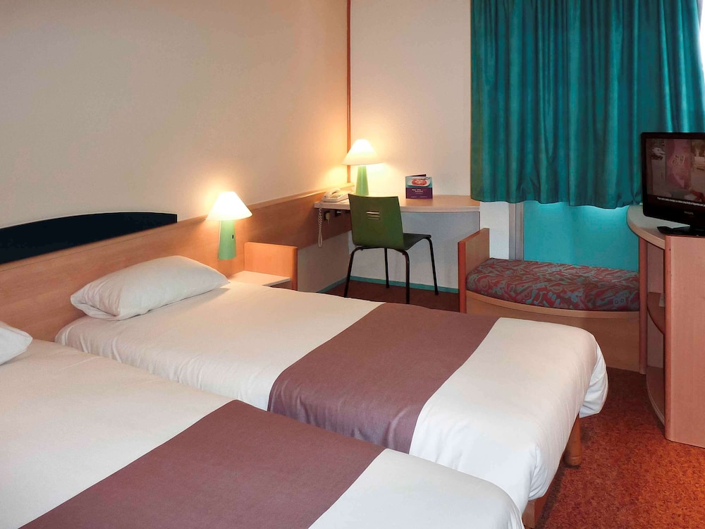 Ibis Laon 21/43