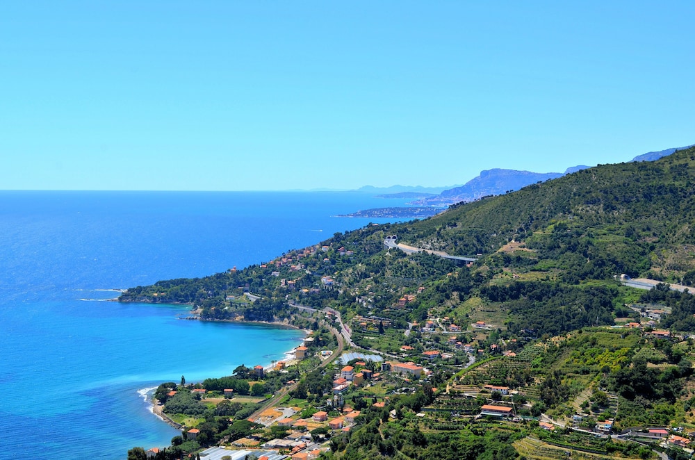La Riserva Di Castel D'appio 32/37