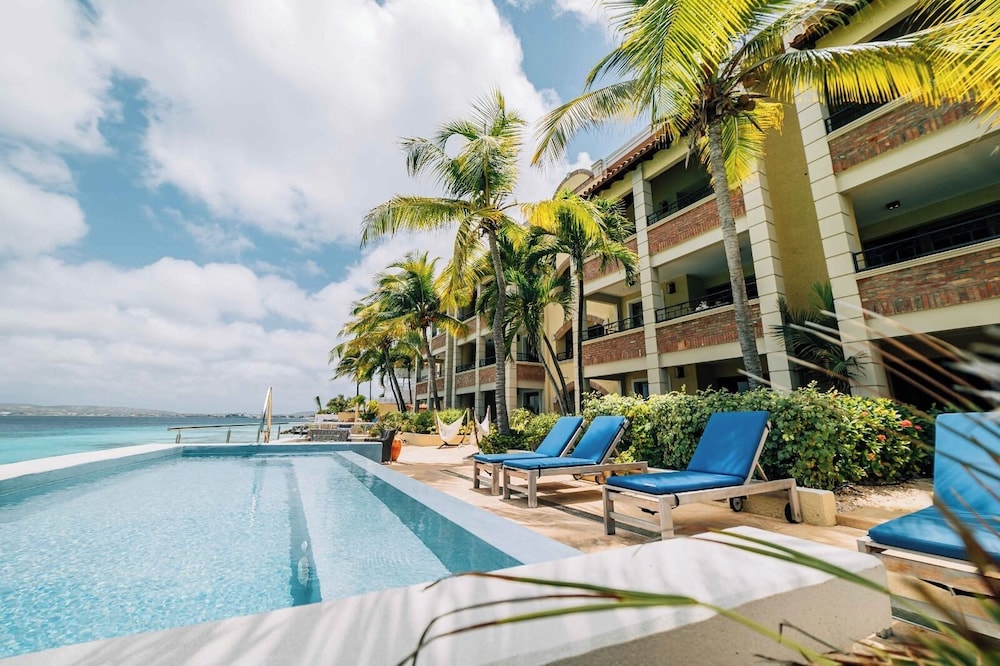 The Bellafonte - Luxury Oceanfront Hotel 39/50