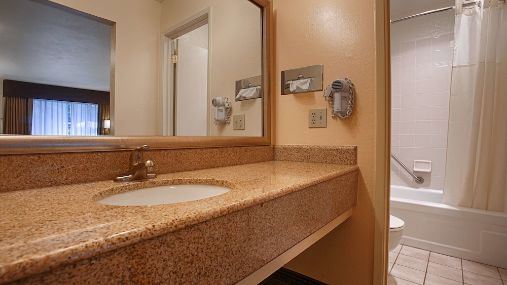 Best Western Gold Country Inn 20/42