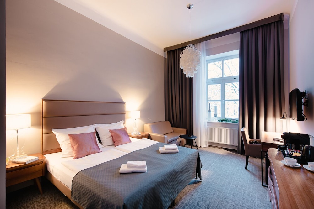 Aparthotel Old Town 4/30