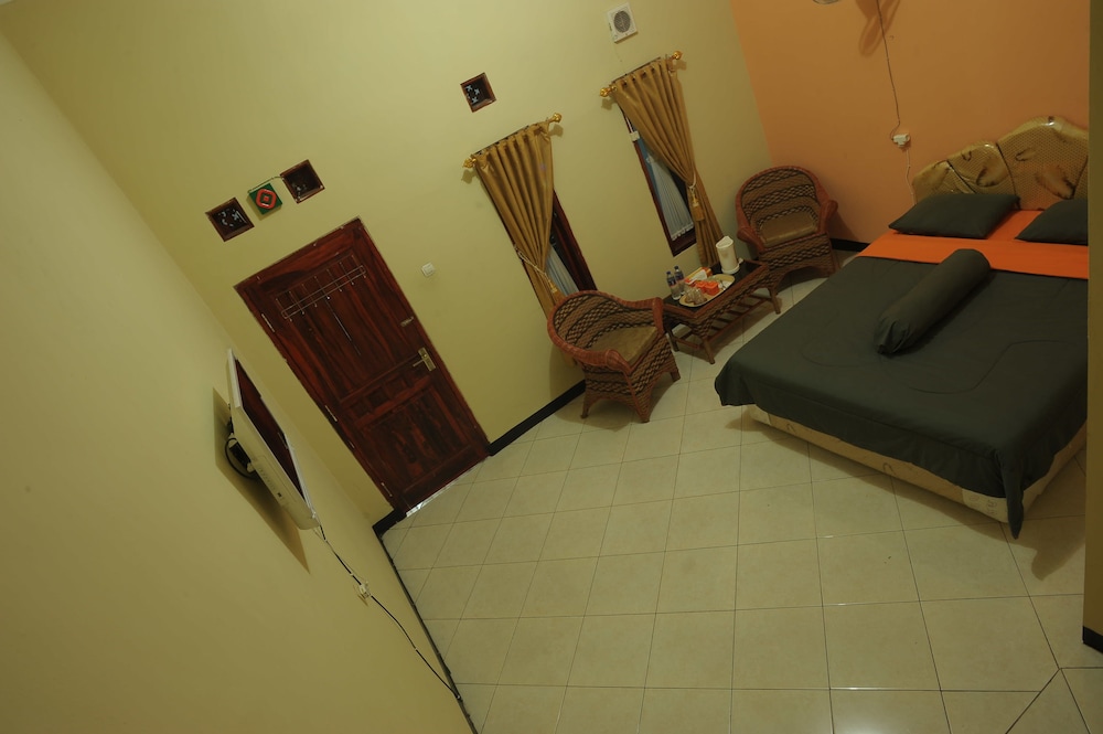Hotel Ramayana Garut 49/50