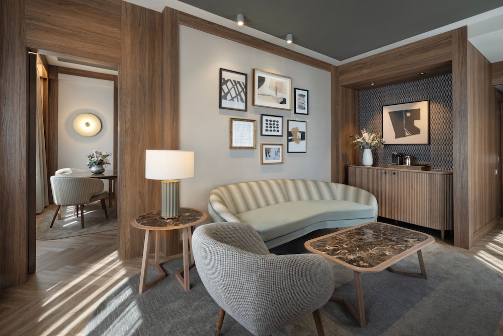 The Westin Madrid Cuzco 43/65