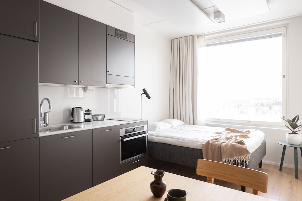 Compact, Studio, Double Bed, High Floor