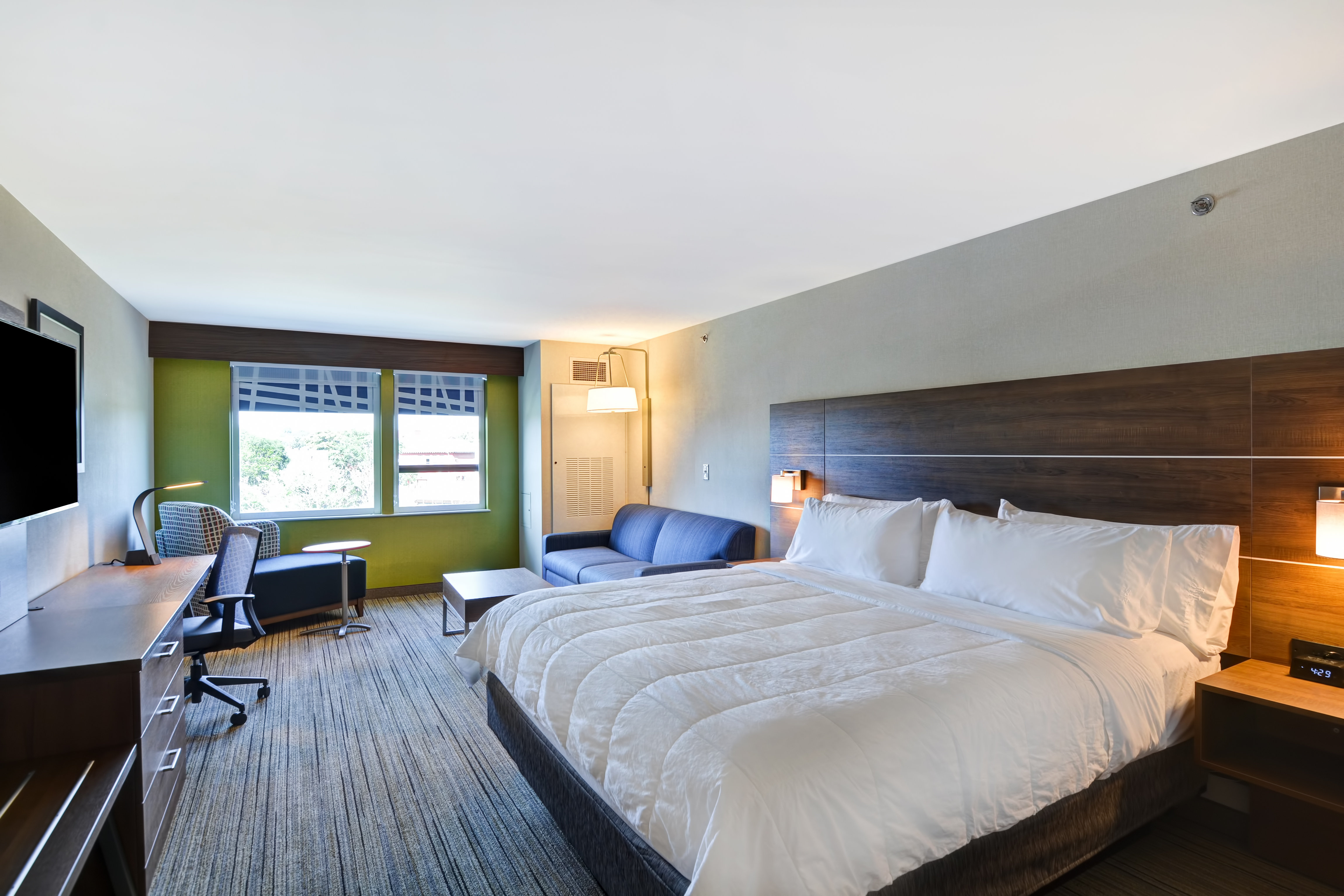 Holiday Inn Express Boston 25/63