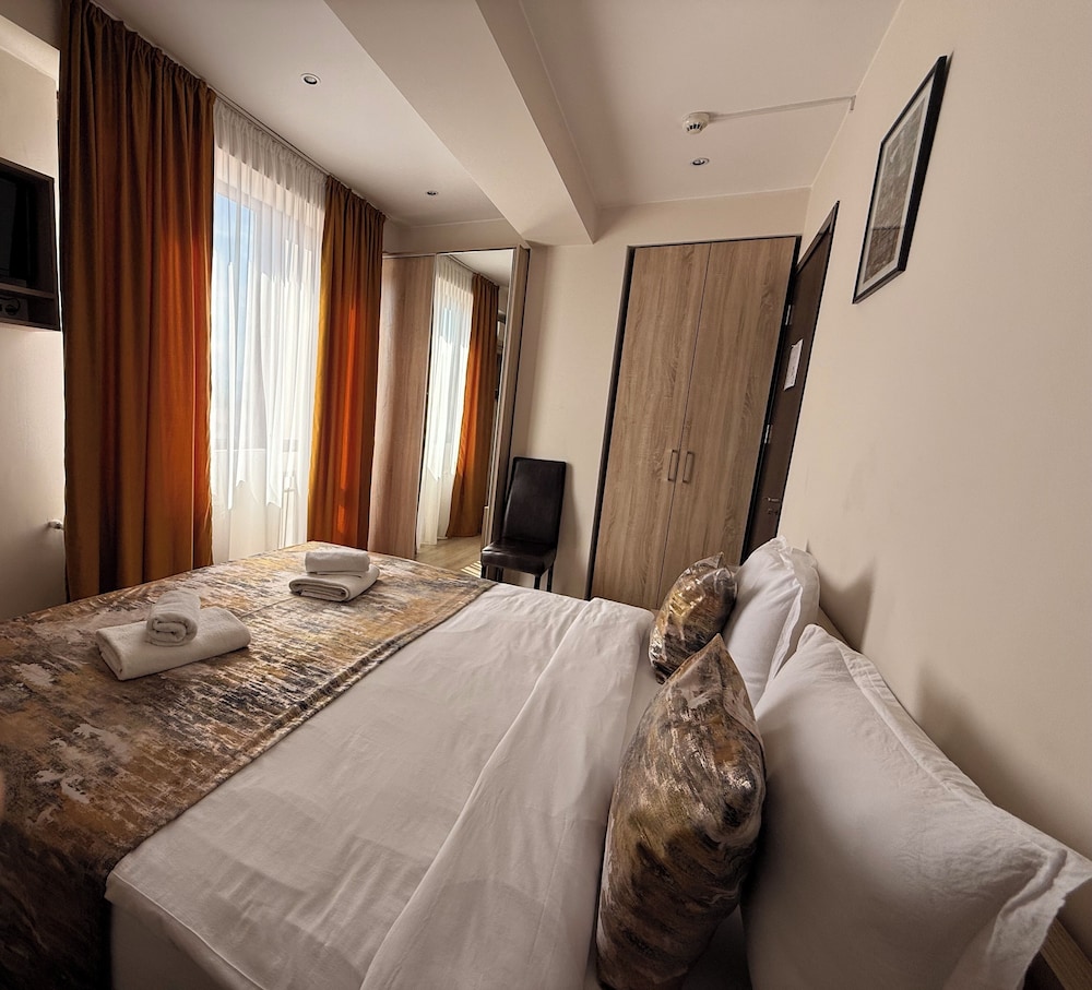 Liva Hotel (ex. Epic hotel) 20/54