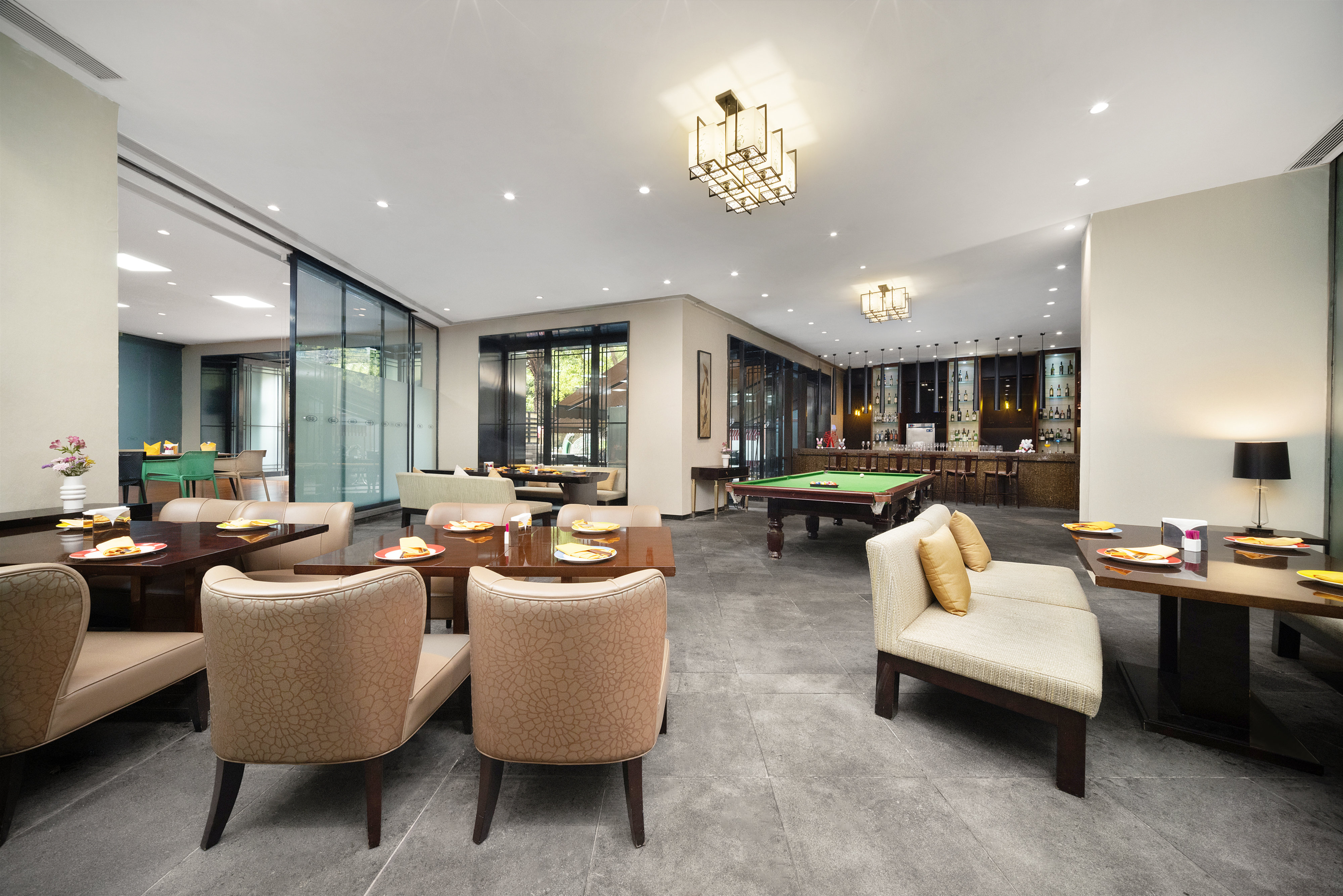 Crowne Plaza CHENGDU WEST 55/81