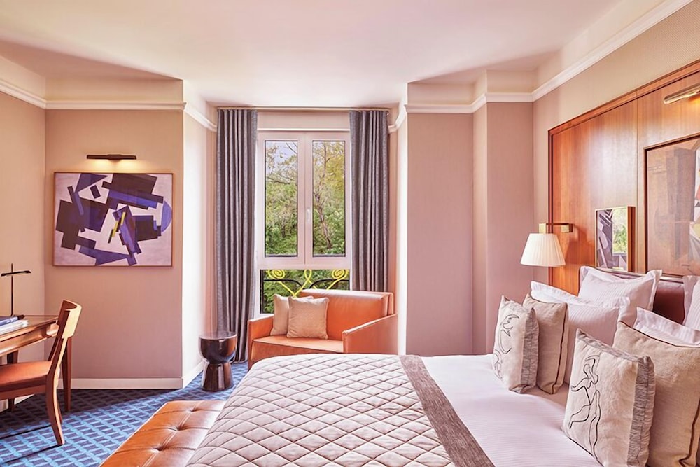 HOTEL BARRIERE LE WESTMINSTER 20/63