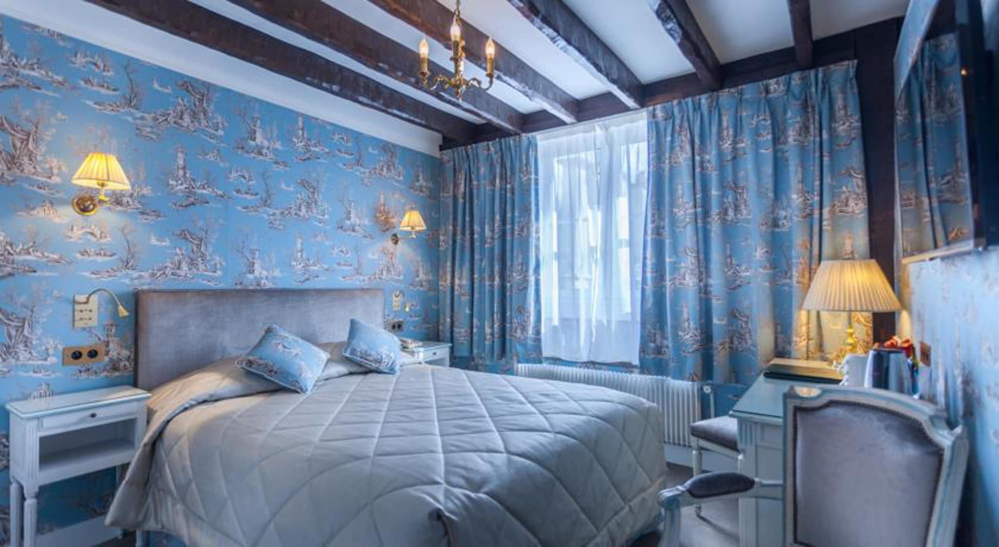 STANDARD, DOUBLE BED