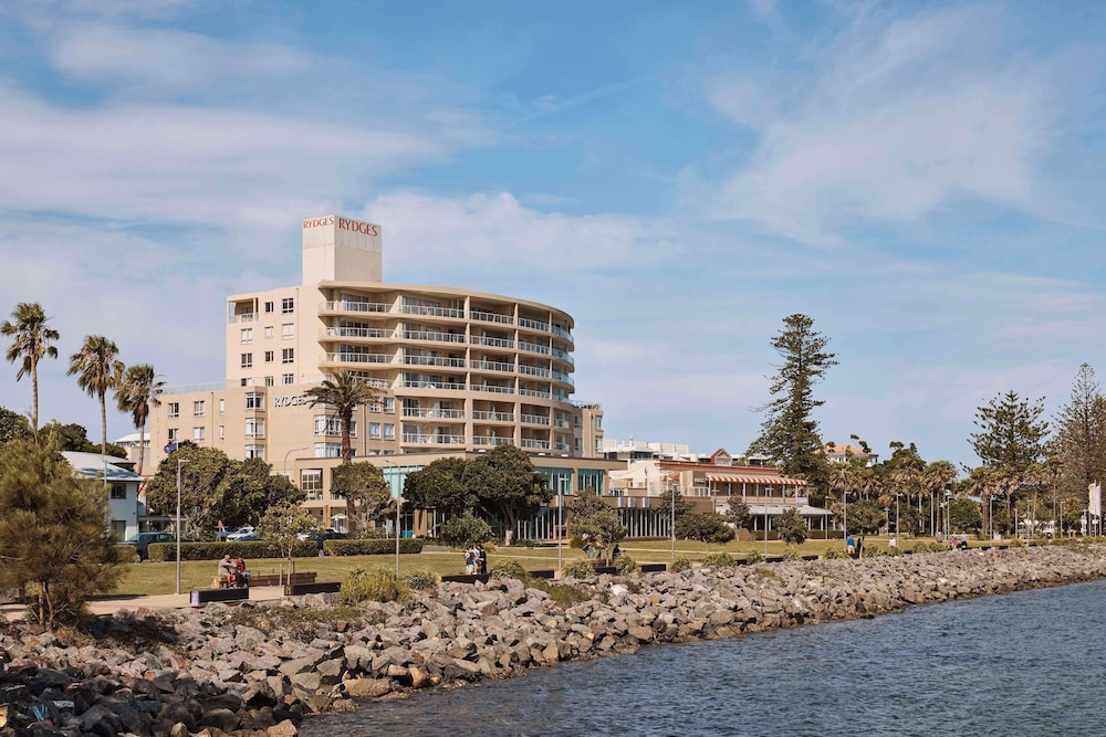 RYDGES PORT MACQUARIE 61/68