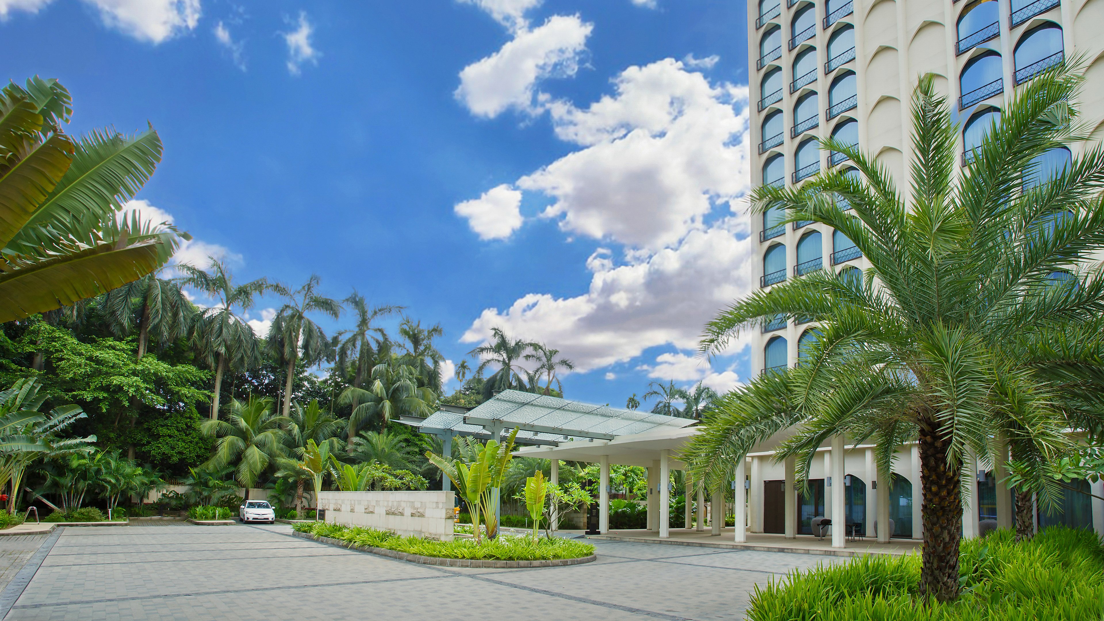 InterContinental Dhaka 77/81
