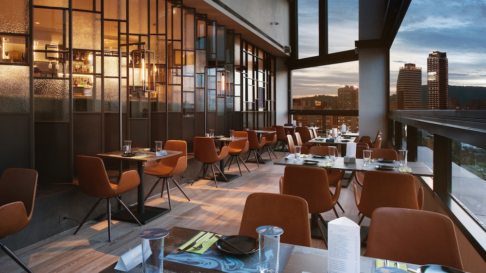 Brio Hotel 65/70