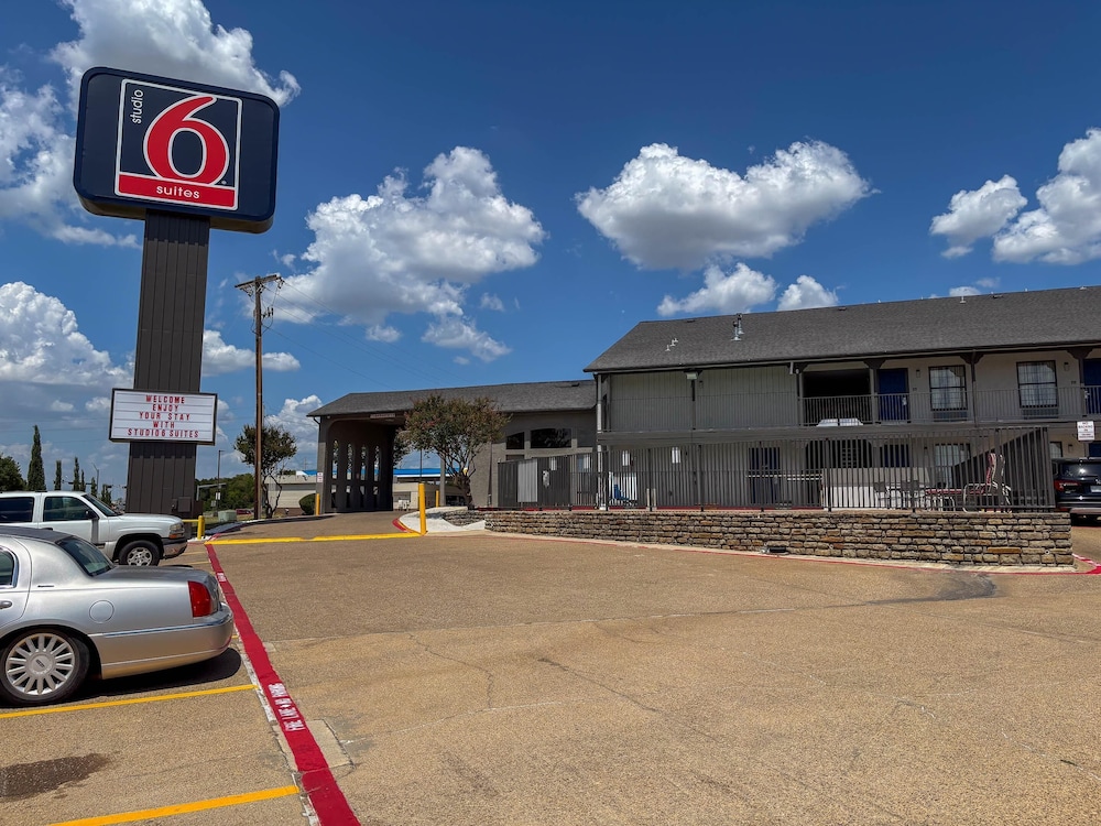 Studio6 Suites Mesquite, TX – Gross Rd 57/67