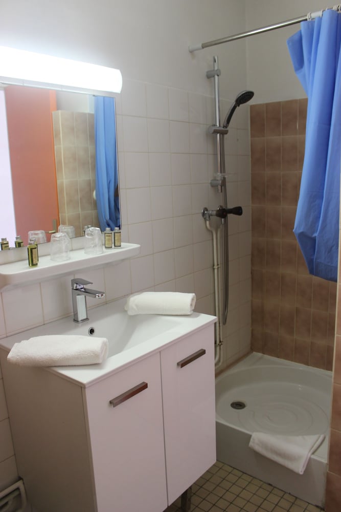 Hotel Bains Sarrailh 60/63