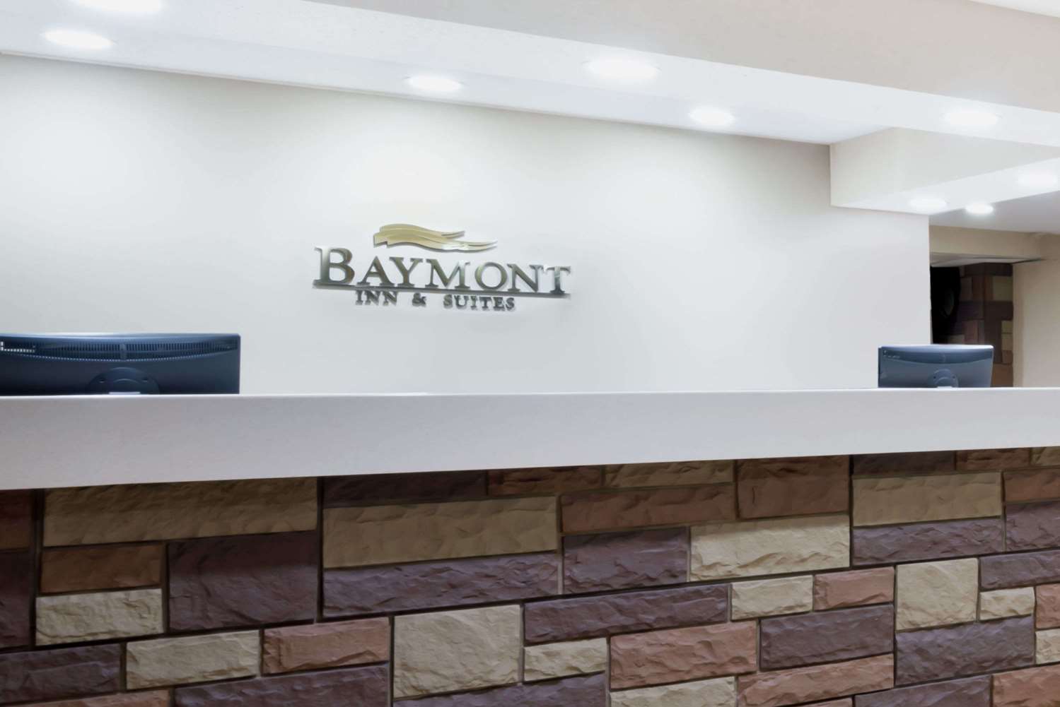 Baymont By Wyndham Columbus/Rickenbacker 2/8